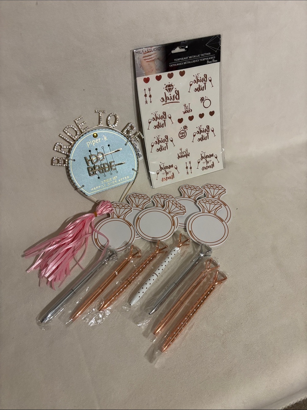 Bridal shower fun! Headband set with rhinestones, 7 sets paper/diamond set pen.